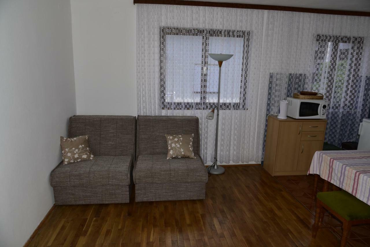 Apartment Palm Tree Malinska Esterno foto